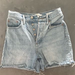Aritzia Denim Forum Yoko Mid Thigh Shorts